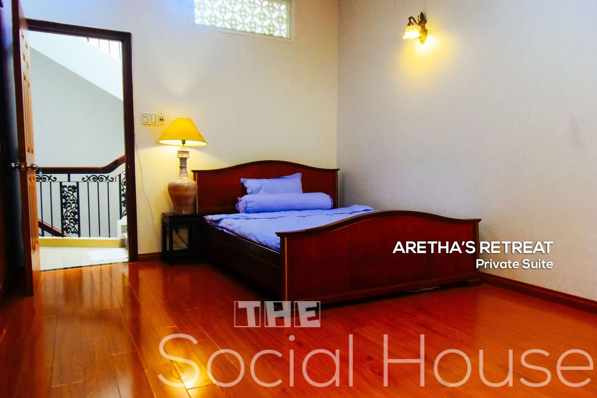 The Social House - 2*
